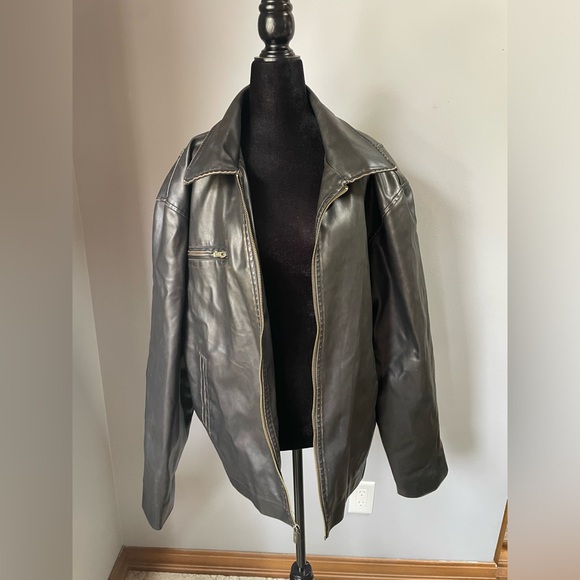 Oversized Lee Pleather Jacket (L) - Picture 1 of 9